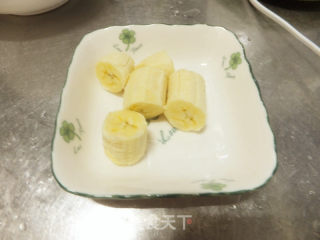 开菲尔草莓香蕉思慕雪的做法步骤：3