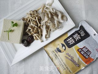 豆腐杂菌汤的做法步骤：1