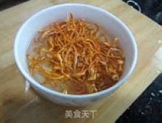 献给我们的妈妈---------〖虫草花拌耳丝〗的做法步骤：1