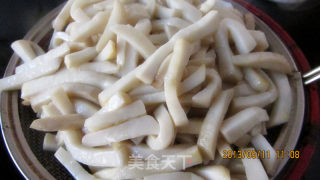 杏鲍菇炒芹菜的做法步骤：6