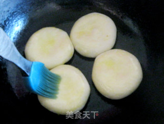 豌豆玉米猪肉火烧的做法步骤：11