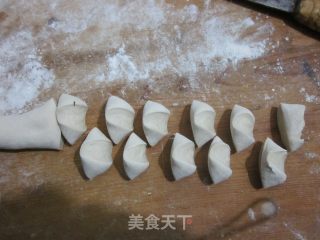 韭菜鸡蛋水饺的做法步骤：17