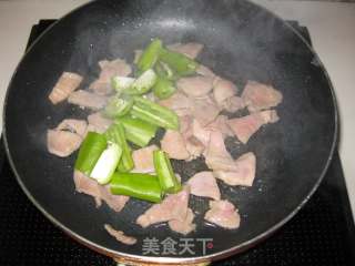 肉片炒年糕的做法步骤：8