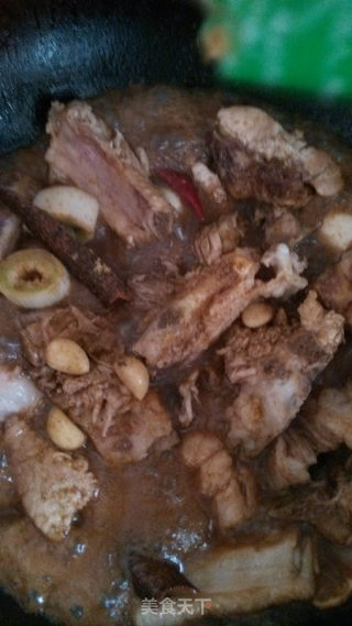 肉锅卷子一锅鲜的做法步骤：5