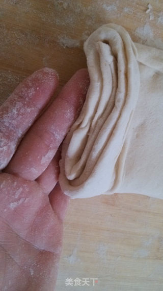 肉锅卷子一锅鲜的做法步骤：13