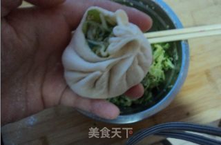 西葫芦海米包子的做法步骤：12