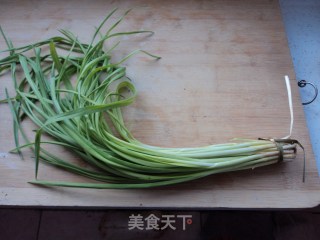 蒜苗炒鸡蛋的做法步骤：3