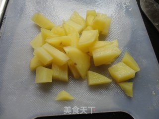 【凉拌菠萝土豆丁】的做法步骤：6