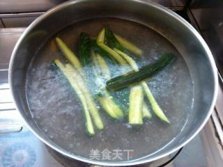 酱香小黄瓜的做法步骤：7