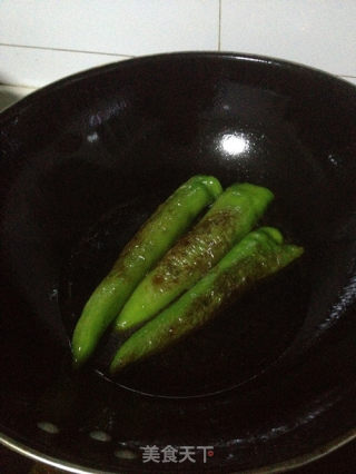 下饭菜——肉酿虎皮尖椒的做法步骤：4
