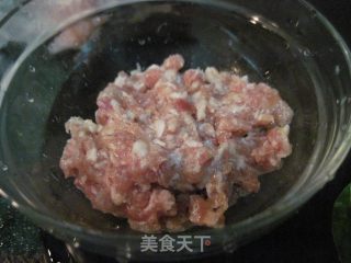 假蒌包肉的做法步骤：2