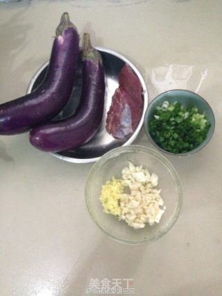 肉末茄子的做法步骤：1