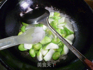 蚕豆炒夜开花的做法步骤：9