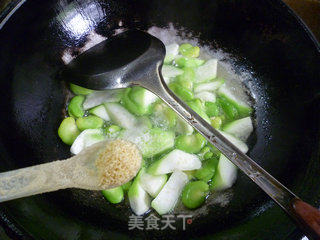蚕豆炒夜开花的做法步骤：10