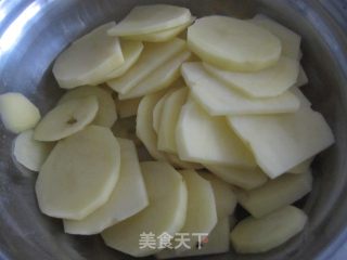 海带豆腐酱汤的做法步骤：2