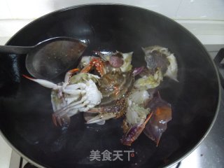 香蟹豆腐汤的做法步骤：3