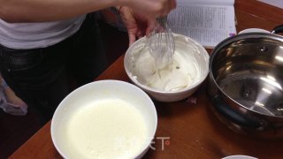 学君之在家轻松做出顶级口味——提拉米苏的做法步骤：5