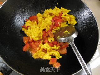 西红杮炒鸡蛋的做法步骤：6