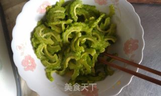 苦瓜炒鸡蛋的做法步骤：3