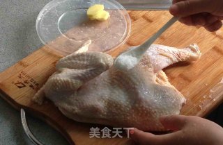 干锅烧香鸡的做法步骤：1