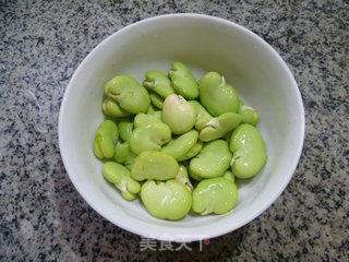 雪菜蚕豆炒土豆的做法步骤：3