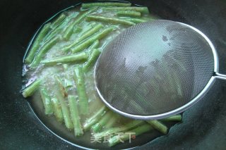 超级下饭菜~~土豆焖豆角的做法步骤：7