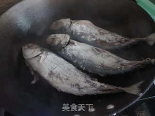 鲅鱼炖粉条的做法步骤：5