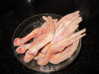 卤水鸭撑的做法步骤：1