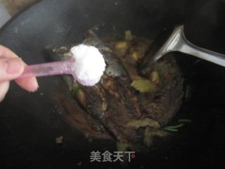 啤酒鲅鱼炖茄子的做法步骤：8