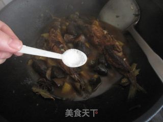 啤酒鲅鱼炖茄子的做法步骤：13