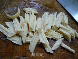 腐竹风干肉炒梅豆的做法步骤：6