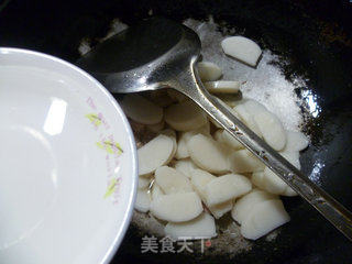 雪菜里脊肉炒年糕的做法步骤：8