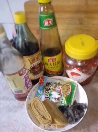 凉拌云丝的做法步骤：1