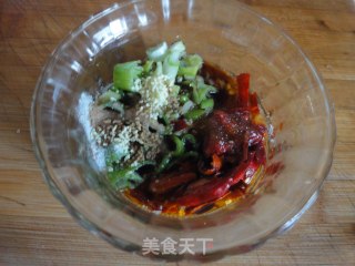 凉拌青笋的做法步骤：12