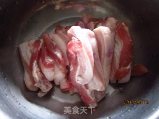红糟粉蒸肉的做法步骤：1