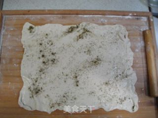 简单版椒盐小肉发面饼的做法步骤：5