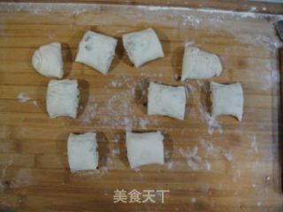简单版椒盐小肉发面饼的做法步骤：7