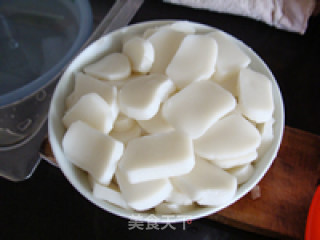 【双菇青菜汤年糕】的做法步骤：1