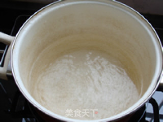 【双菇青菜汤年糕】的做法步骤：4