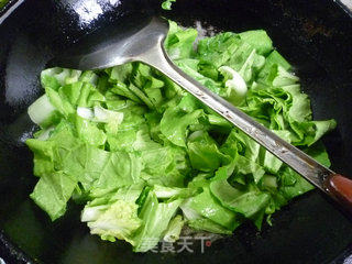 素香肠炒五号菜的做法步骤：6
