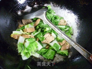 素香肠炒五号菜的做法步骤：10