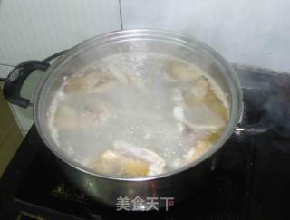 鲍螺鸡汤的做法步骤：4