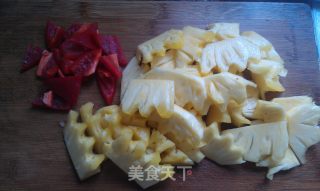 菠萝炒排骨的做法步骤：2