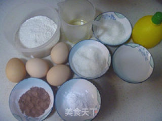 彩绘蛋糕卷的做法步骤：1