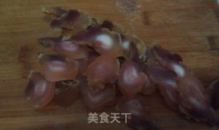 菜花炒腊肉的做法步骤：2