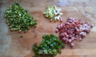 叉烧炒饭的做法步骤：2