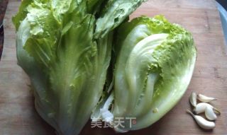 蒜油淋生菜的做法步骤：1