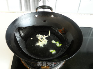 西芹豆干炒腊肉的做法步骤：5