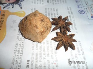茴香煮肉的做法步骤：2