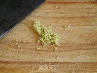 鸡汤鲜肉馄饨的做法步骤：2